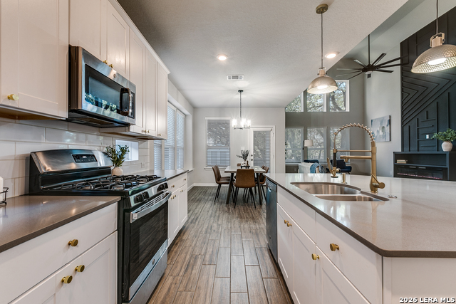 Image 9 of 25 For 15233 Cheshire