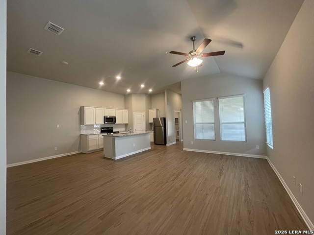 Image 3 of 20 For 345 Nespral Dr