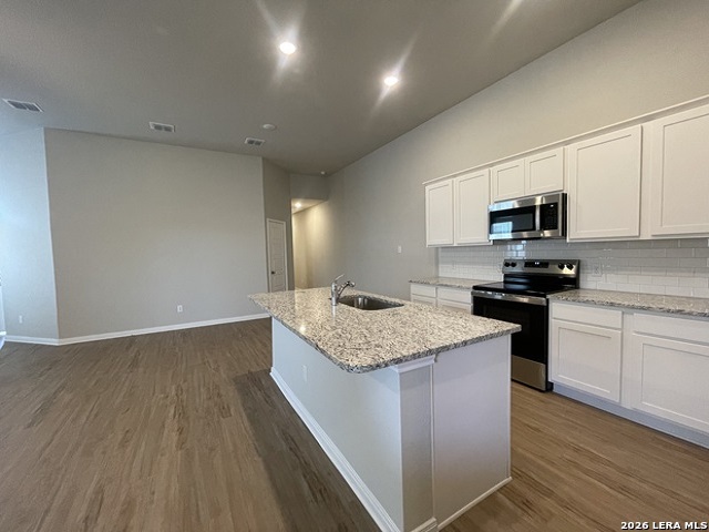 Image 4 of 20 For 345 Nespral Dr