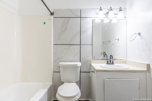 Image 16 of 29 For 7115 Glen Terrace  3