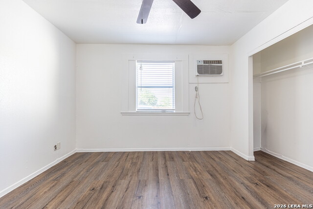 Image 20 of 29 For 7115 Glen Terrace  3