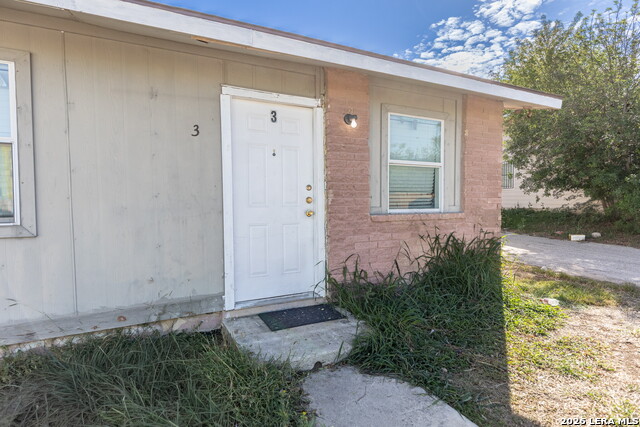 Image 3 of 29 For 7115 Glen Terrace  3