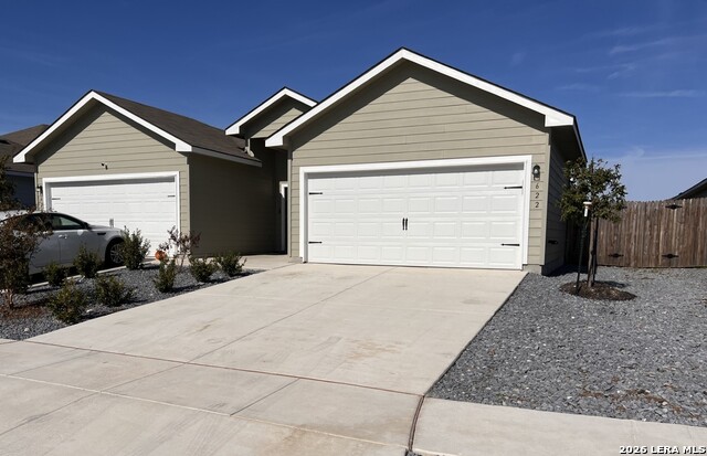 Details for 620-622 Grayson Ln, Seguin, TX 78155