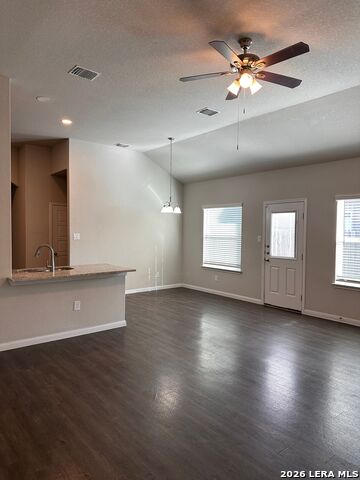 Image 3 of 13 For 620-622 Grayson Ln