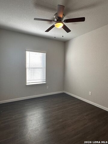 Image 7 of 13 For 620-622 Grayson Ln