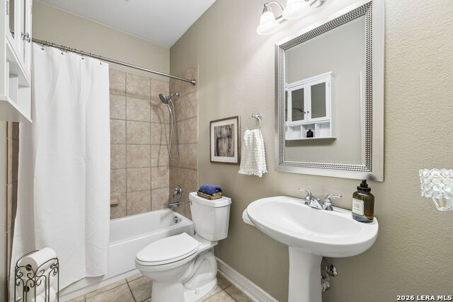 Image 26 of 93 For 18730 Danforth Cv