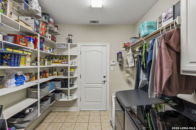 Image 37 of 93 For 18730 Danforth Cv