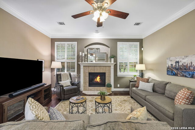 Image 39 of 93 For 18730 Danforth Cv