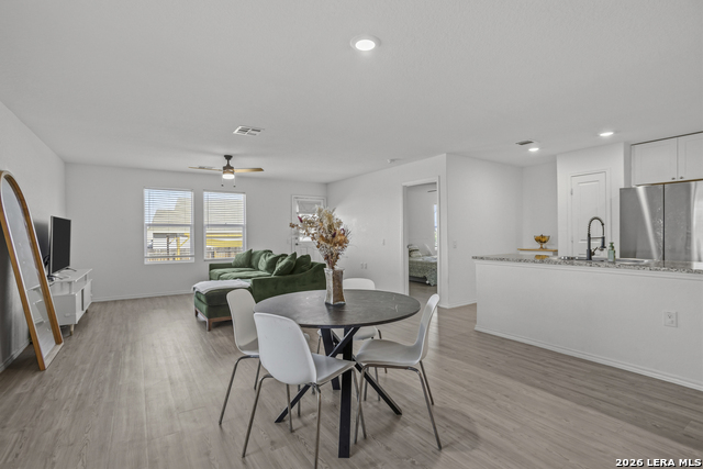 Image 15 of 49 For 575 Lew Pass