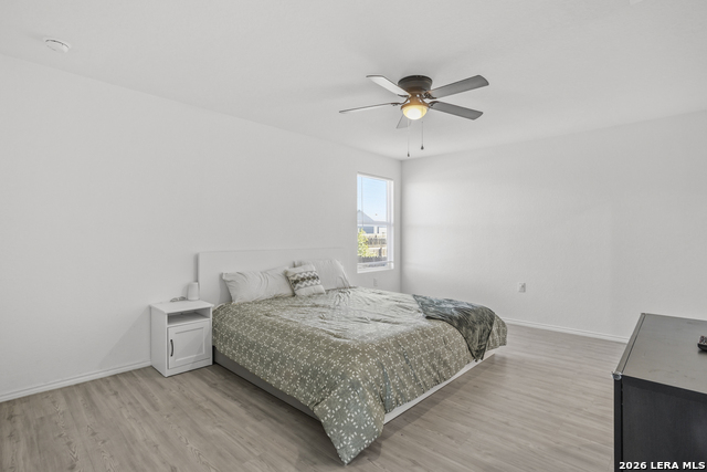 Image 16 of 49 For 575 Lew Pass