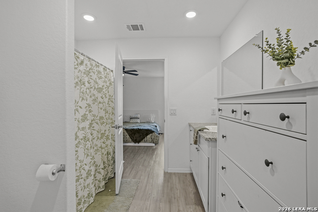 Image 21 of 49 For 575 Lew Pass