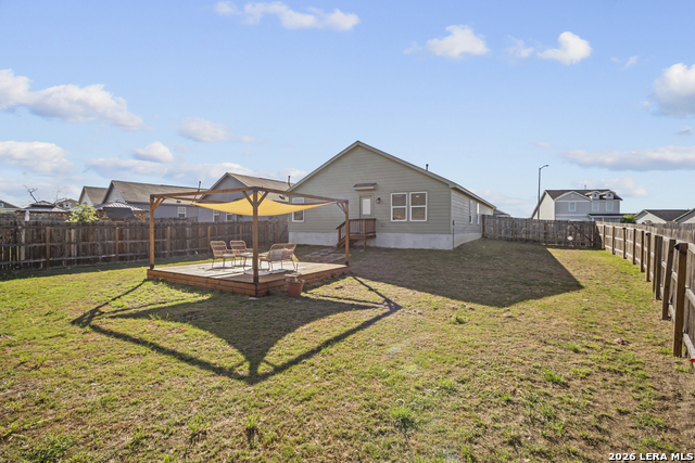 Image 28 of 49 For 575 Lew Pass