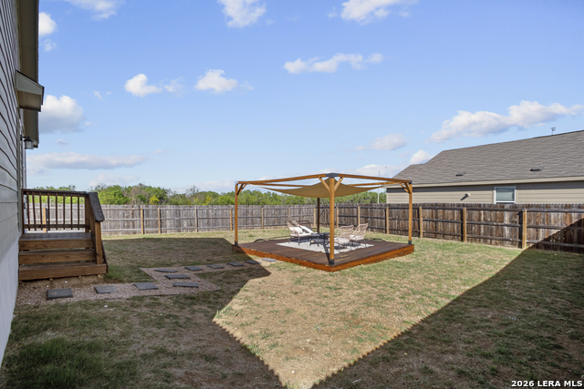 Image 30 of 49 For 575 Lew Pass