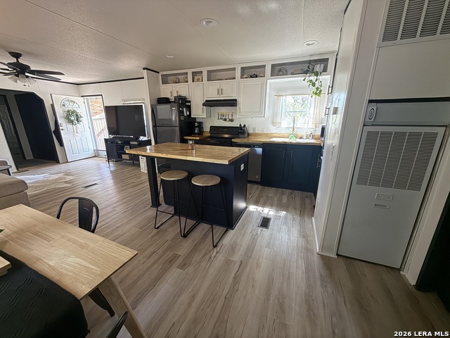 Image 15 of 26 For 240 Creekside