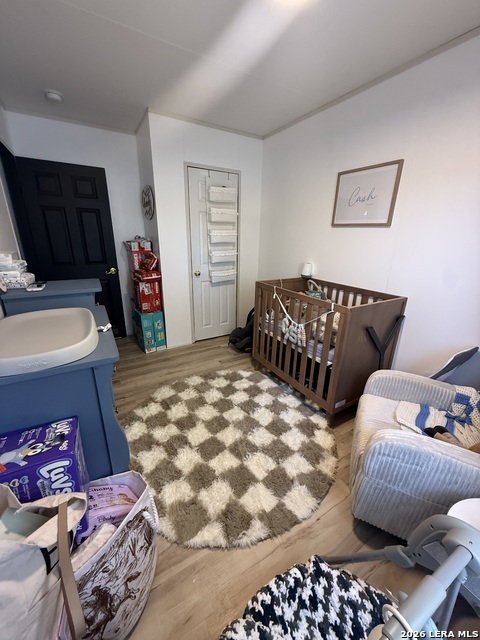 Image 21 of 26 For 240 Creekside