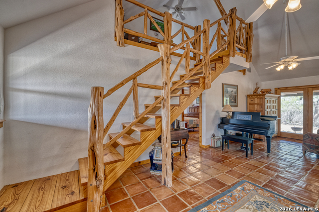 Image 11 of 47 For 2292 County Road 400