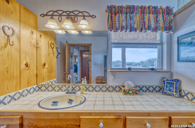 Image 24 of 47 For 2292 County Road 400