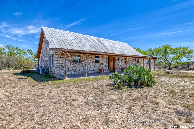 Image 42 of 47 For 2292 County Road 400