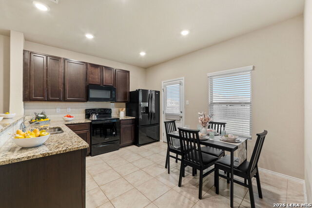 Image 10 of 26 For 10934 Honorly Cove