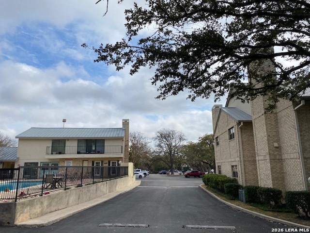 Image 3 of 14 For 11843 Braesview  18 Units P