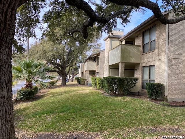 Image 5 of 14 For 11843 Braesview  18 Units P