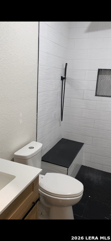 Image 4 of 9 For 637 Canton  