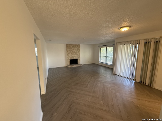 Image 12 of 14 For 11843 Braesview  6 Units Pa