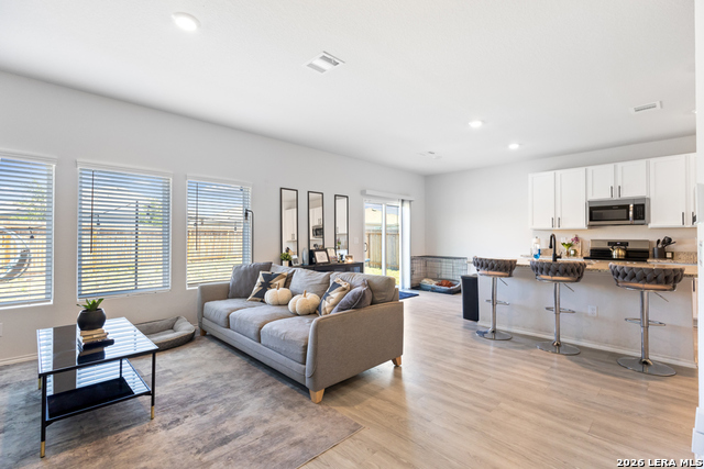 Image 3 of 23 For 1711 Cody Cliff