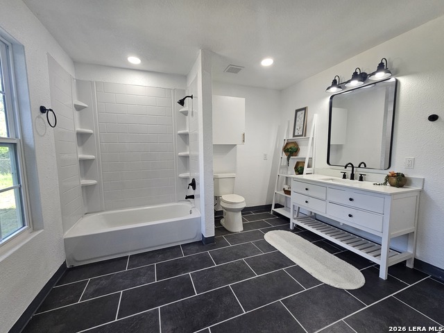 Image 15 of 30 For 5049 Blue Bonnet