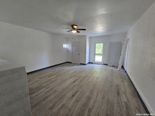 Image 21 of 30 For 5049 Blue Bonnet