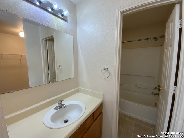 Image 13 of 16 For 8915 Maverick Draw