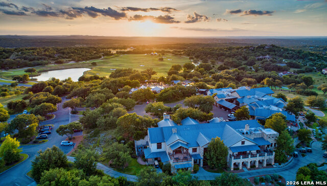 Image 6 of 18 For 12 Ledgestone Place