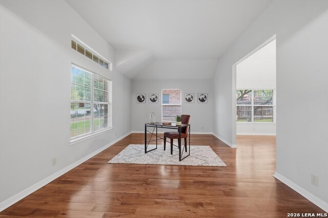 Image 15 of 29 For 6 Ancient Bend