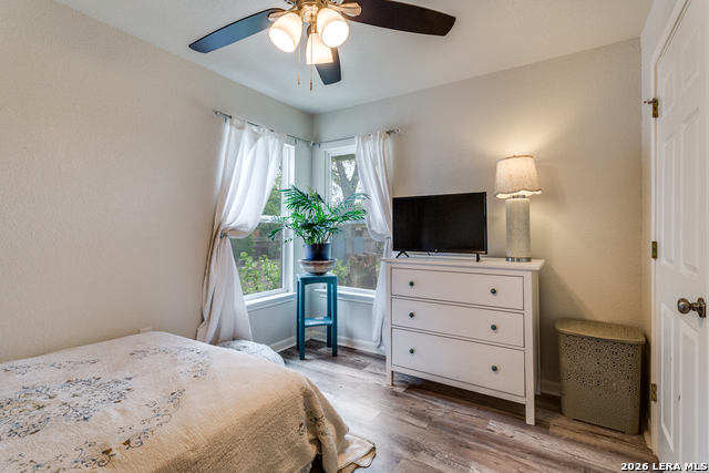 Image 11 of 28 For 266 Bundy St.