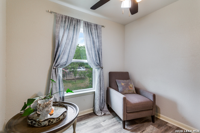 Image 12 of 28 For 266 Bundy St.