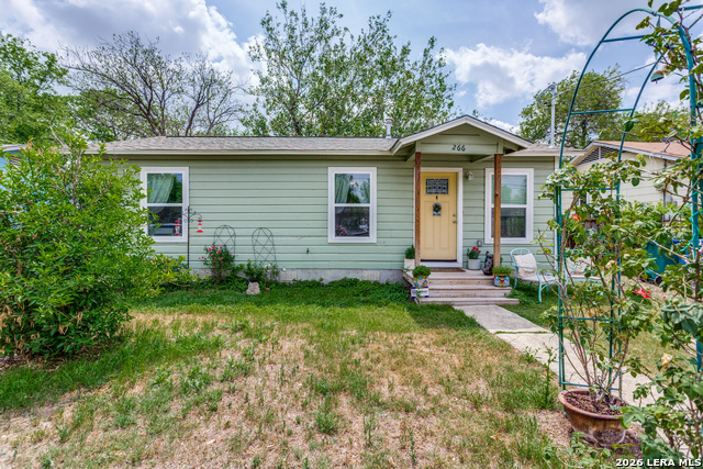 Image 23 of 28 For 266 Bundy St.