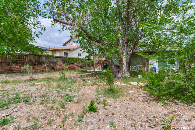 Image 27 of 28 For 266 Bundy St.