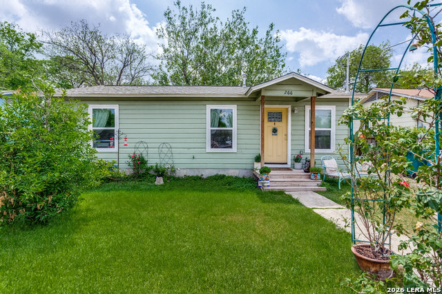 Image 7 of 28 For 266 Bundy St.