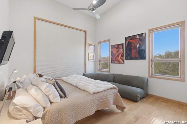 Image 17 of 79 For 170 Bootlegger