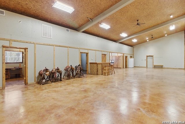 Image 42 of 79 For 170 Bootlegger