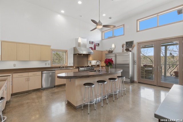 Image 7 of 79 For 170 Bootlegger