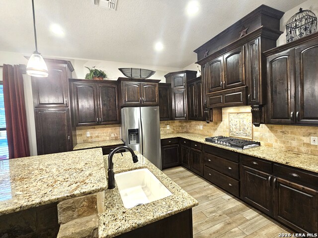 Image 21 of 91 For 27035 Rocky Rim