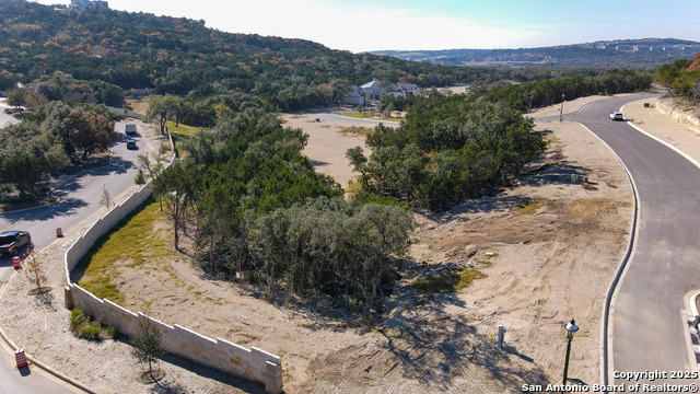 Image 12 of 43 For 21350 Treetop Terrace