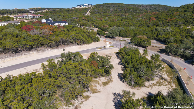 Image 21 of 43 For 21350 Treetop Terrace