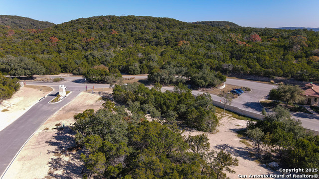 Image 24 of 43 For 21350 Treetop Terrace