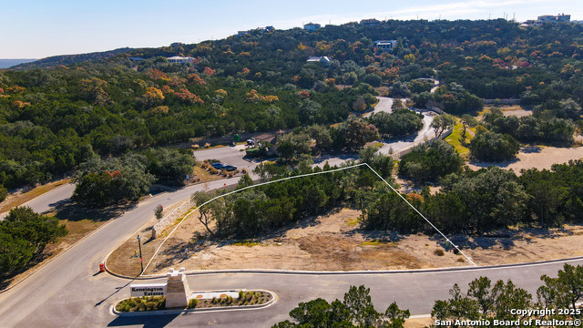 Image 4 of 43 For 21350 Treetop Terrace