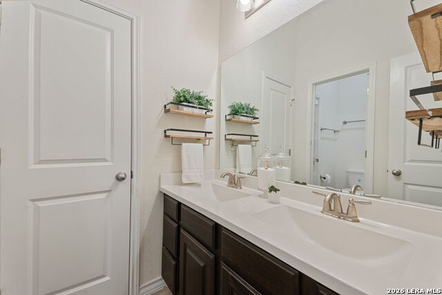 Listing photo id 23 for 162 Cimarron Creek