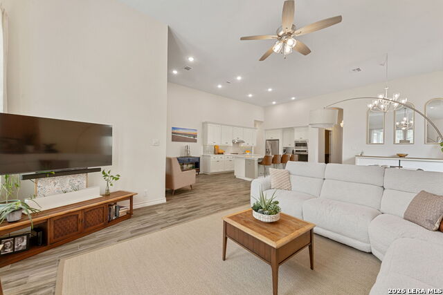 Listing photo id 5 for 162 Cimarron Creek