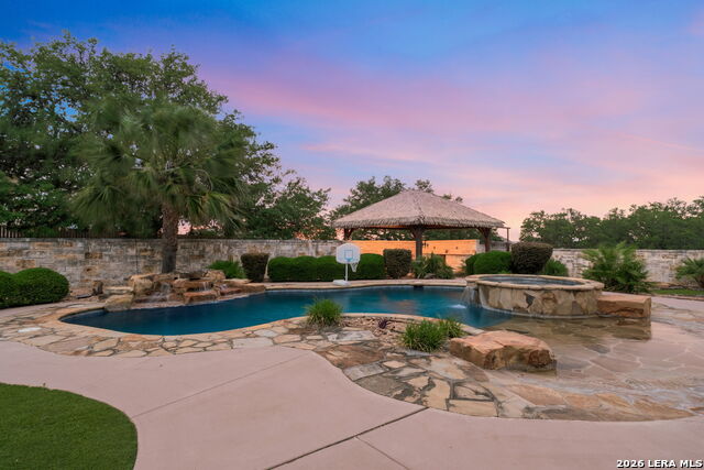 Image 5 of 44 For 208 Cascade Caverns