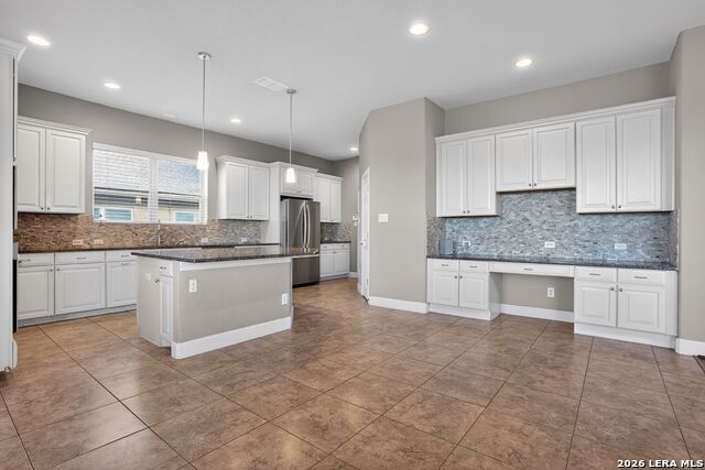 Image 10 of 49 For 18039 Branson